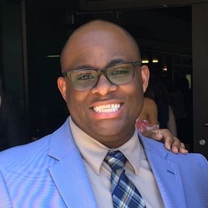 Meet your Posher, Dominic